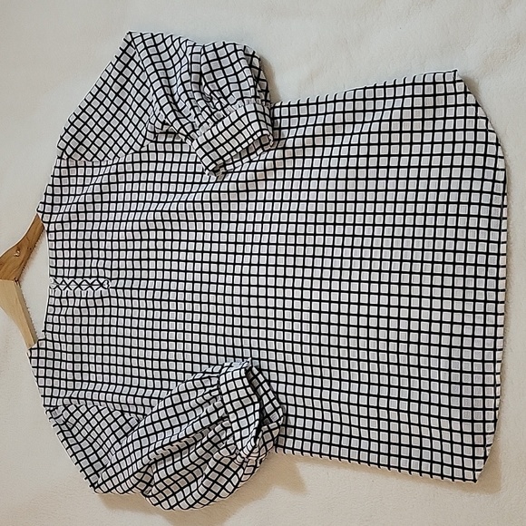 ADRIANNA PAPELL BLACK * WHITE SQUARE DESIGN TOP SMALL - Picture 6 of 11